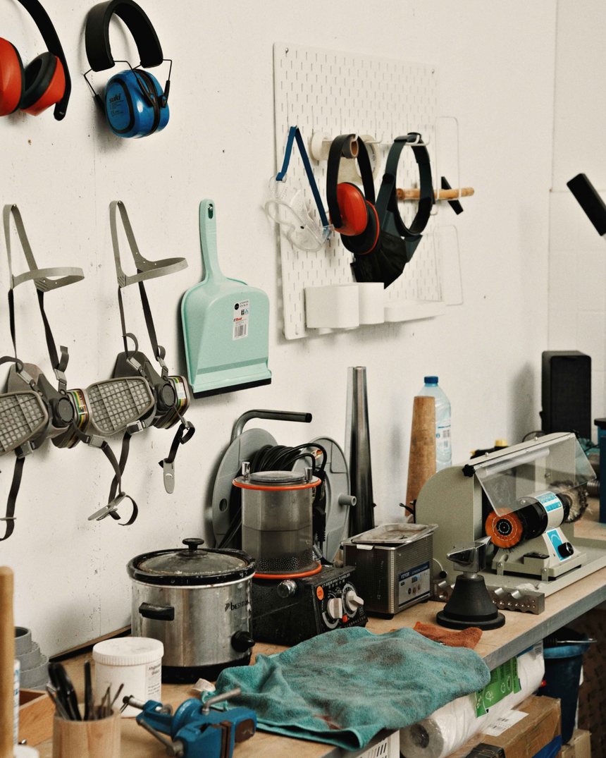 Rent a jewellery workbench (for experienced jeweler only)